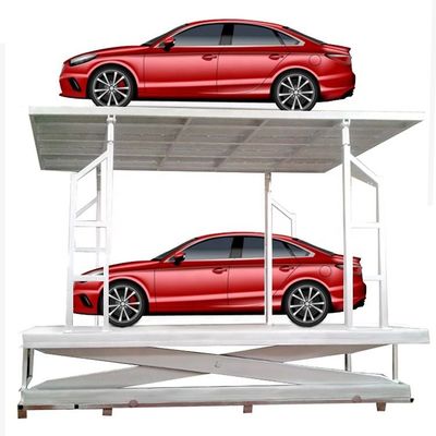 Due ascensori a forbice per garage per auto